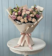 Букет цветов из:  Розы и Лизиантусы в Медвеженском