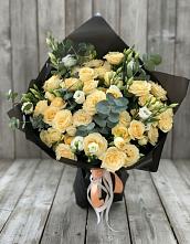 Букет цветов из:  Розы и Лизиантусы #REPLACE_PRED# Медвеженском