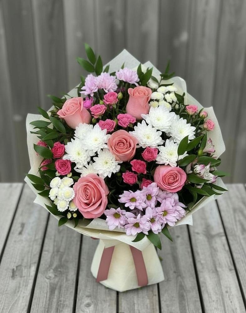 Букет цветов из: Альстромерии, Гвоздики, Розы и Хризантемы в Медвеженском