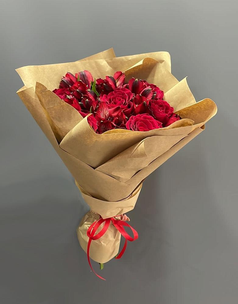 Букет цветов из: Альстромерии и Розы в Медвеженском