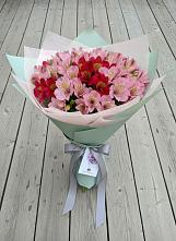 Букет цветов из:  Альстромерии в Медвеженском
