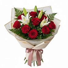 Букет цветов из:  Лилии и Розы в Медвеженском