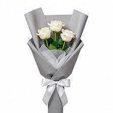 Букет 3 белые розы в Медвеженском