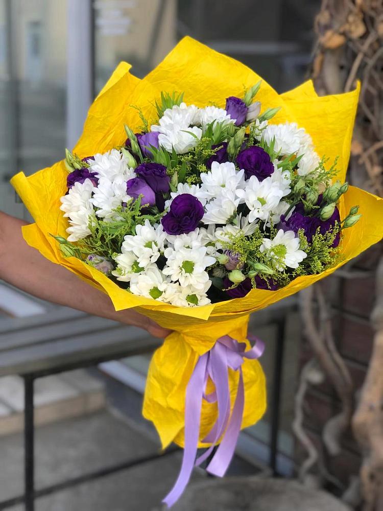 Букет цветов из: Ирисы, Хризантемы и Ромашки в Медвеженском
