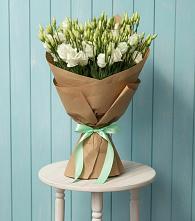 Букет цветов из:  Лизиантусы в Медвеженском