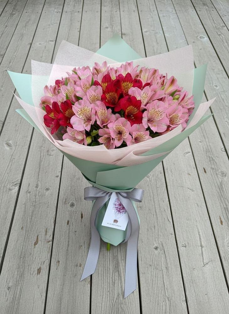 Букет цветов из: Альстромерии в Медвеженском