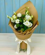 Букет цветов из:  Хризантемы и Лизиантусы в Медвеженском