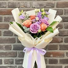 Букет цветов из:  Лизиантусы и Розы #REPLACE_PRED# Медвеженском