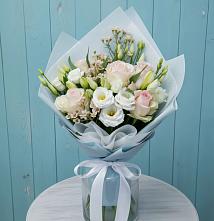 Букет цветов из:  Розы и Лизиантусы в Медвеженском