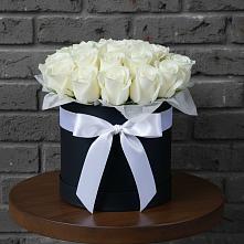 Цветочная композиция из Розы в шляпной коробке в Медвеженском